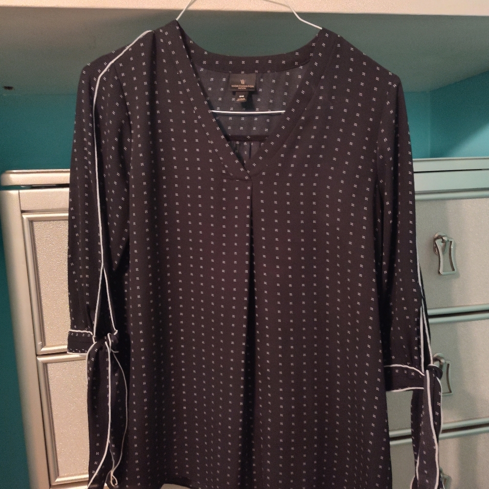 Worthington Black Blouse with White Pattern